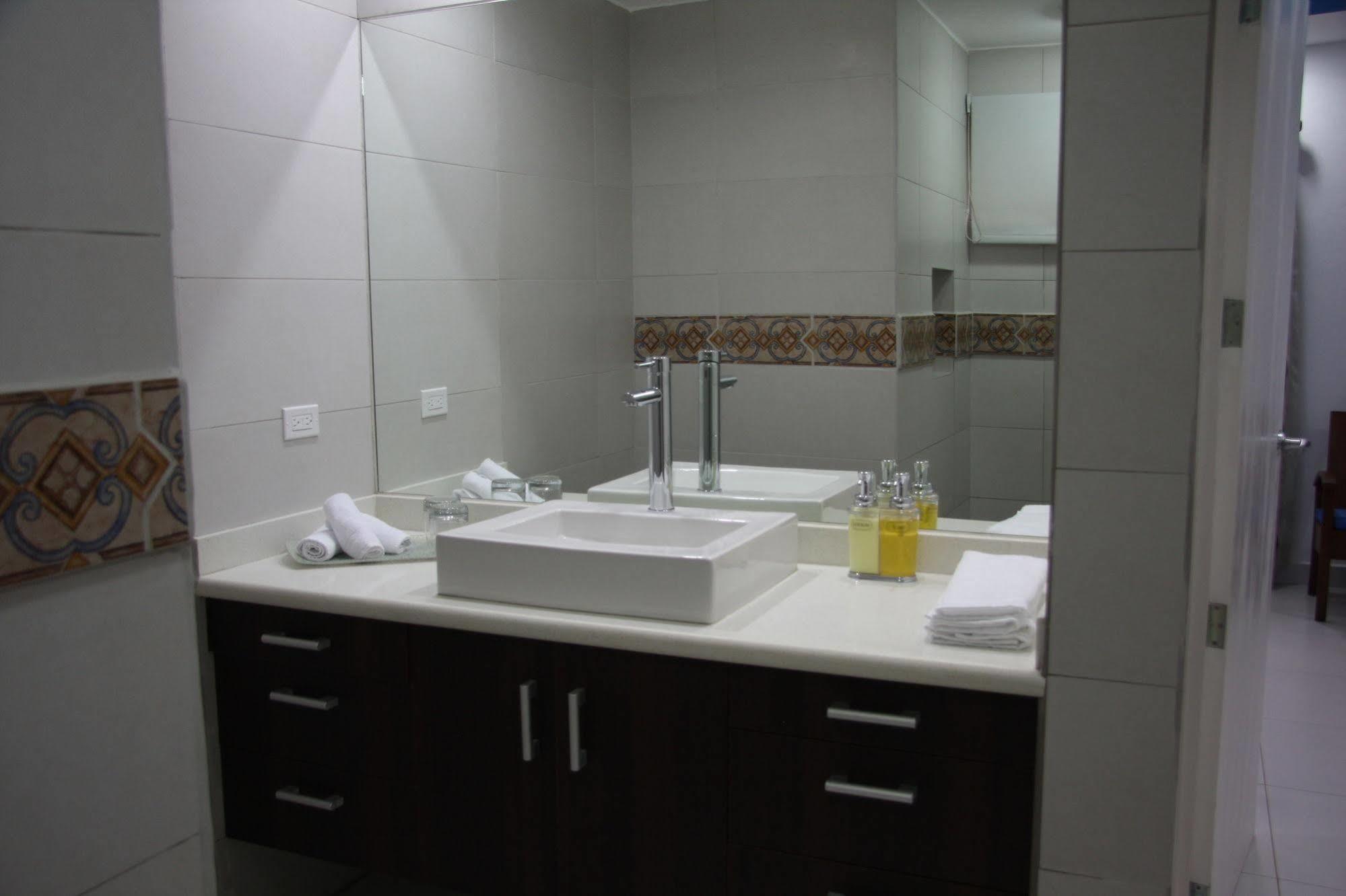 מנאגווה El Mirador Suites מראה חיצוני תמונה